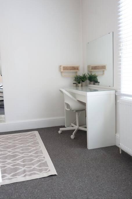Spacious 1 Bedroom Apartment Leicester Extérieur photo